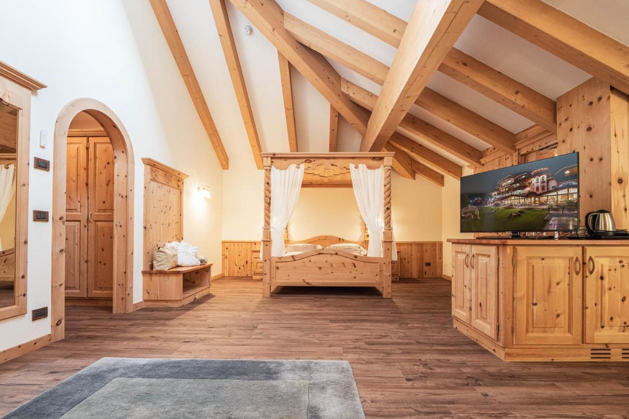 פוצה די פאסה Rene Dolomites Boutique Hotel מראה חיצוני תמונה