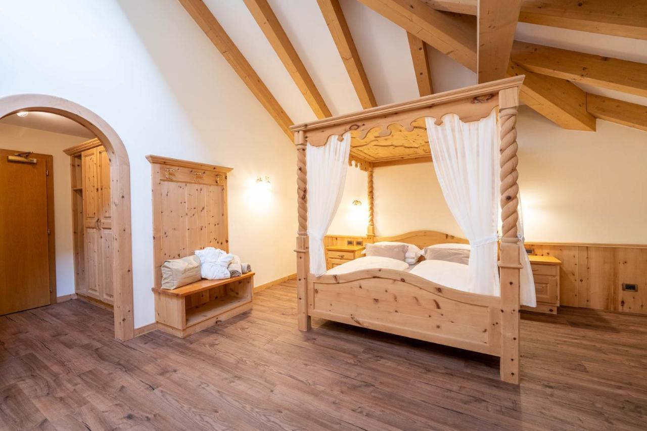 פוצה די פאסה Rene Dolomites Boutique Hotel מראה חיצוני תמונה