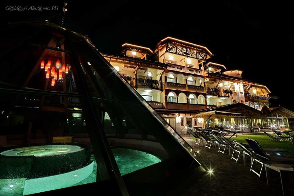 פוצה די פאסה Rene Dolomites Boutique Hotel מראה חיצוני תמונה