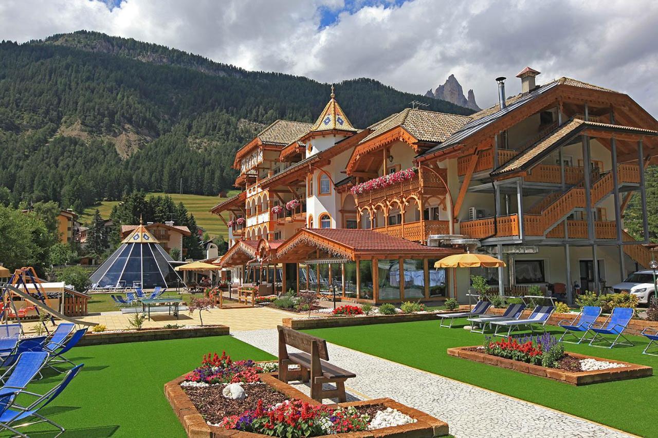 פוצה די פאסה Rene Dolomites Boutique Hotel מראה חיצוני תמונה