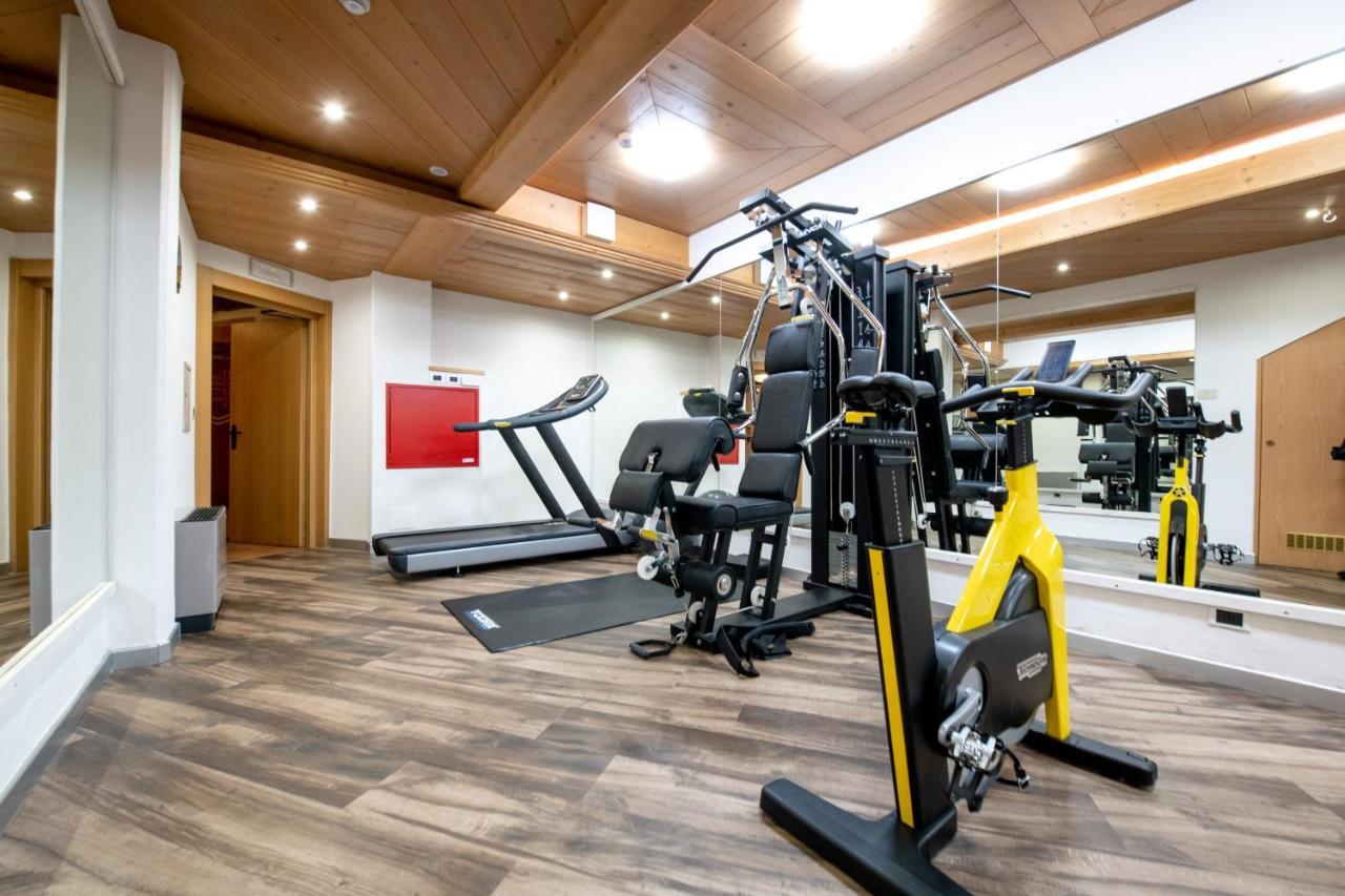 פוצה די פאסה Rene Dolomites Boutique Hotel מראה חיצוני תמונה